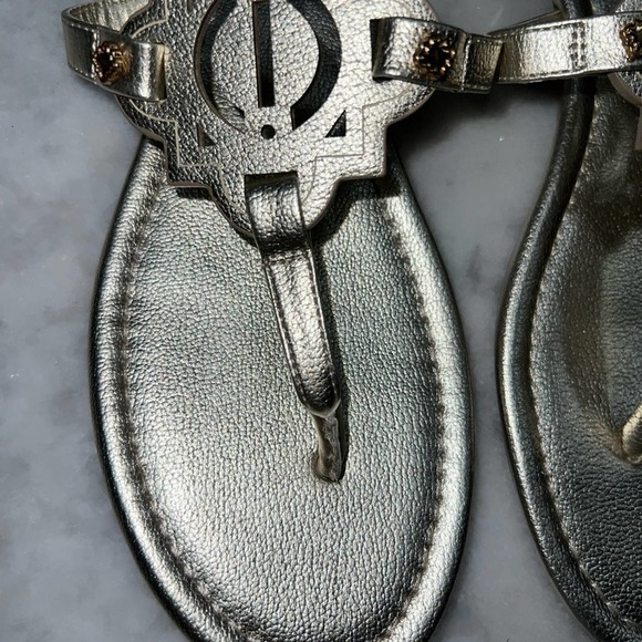 CROWN AND IVY GOLD Padded Thong Flat SANDALS Size 9 Preppy - Picture 4 of 8